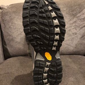 Eddie Bauer vibram Snow Boots.